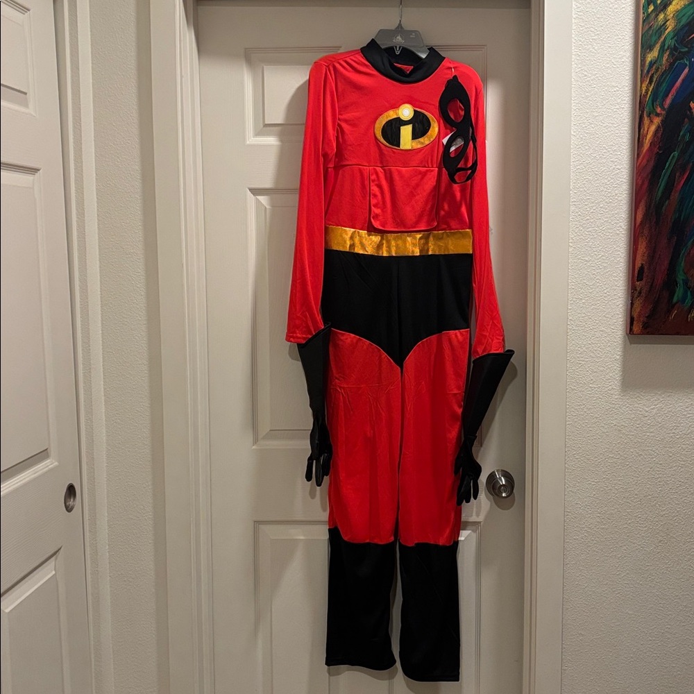 Disney Store Authentic Adaptable Incredibles Superhero Costume